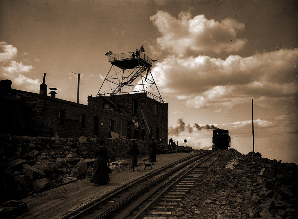 Detail of Station and hotel, summit of Pike's Peak by Anonymous