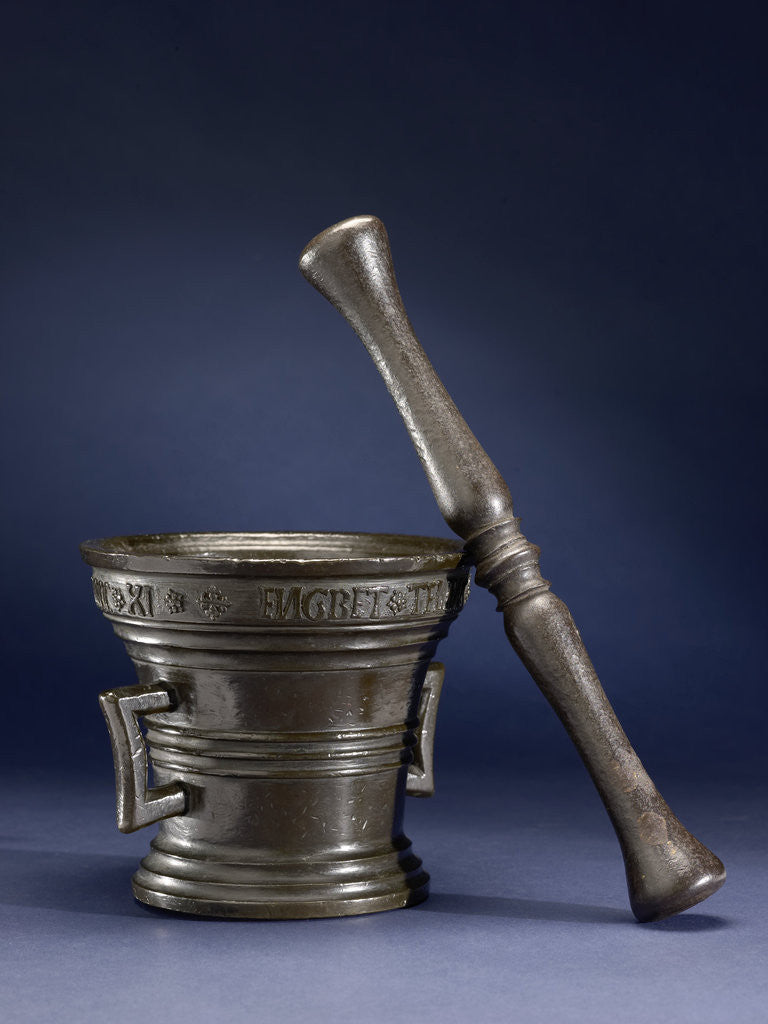 Detail of Mortar with the inscription: ENGBET TELINC AND IANNEKE SY HUISVROV MCCCCCXI by Anonymous