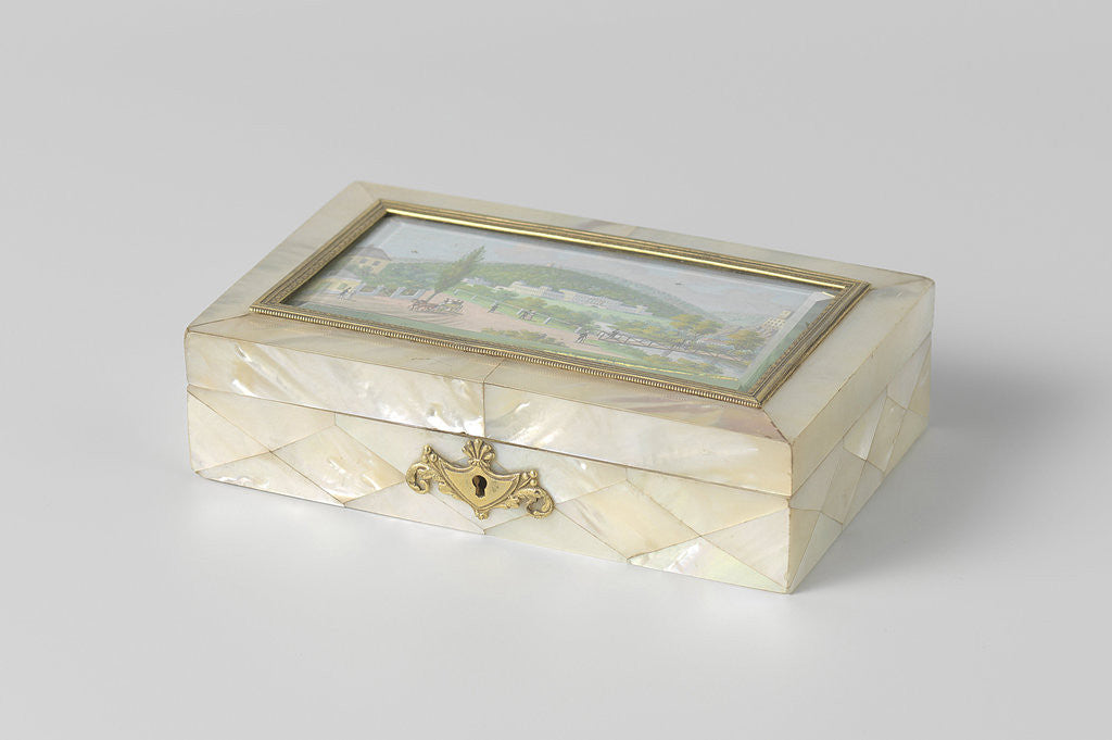 Detail of Sewing kit in mother of pearl box, Balthasar Wigand by Anonymous