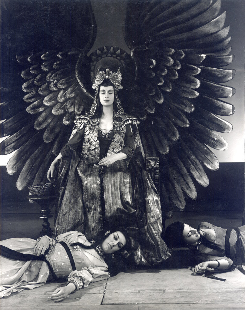 Detail of Antony and Cleopatra 1953, Cleopatra Iras and Charmian all commit suicide by Angus McBean