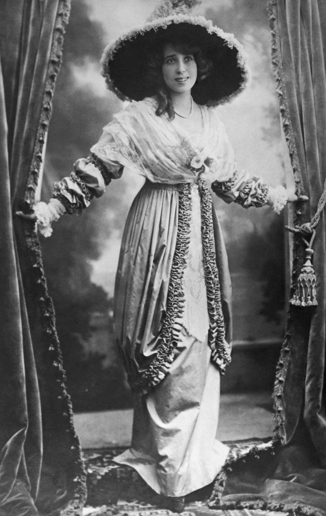 Detail of Portrait of Mistinguett by Anonymous