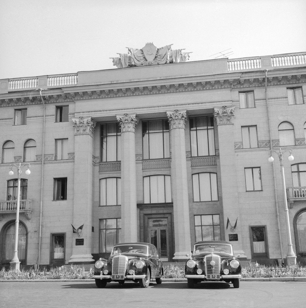 Detail of Cars Parked in Front of a Hotel by Anonymous