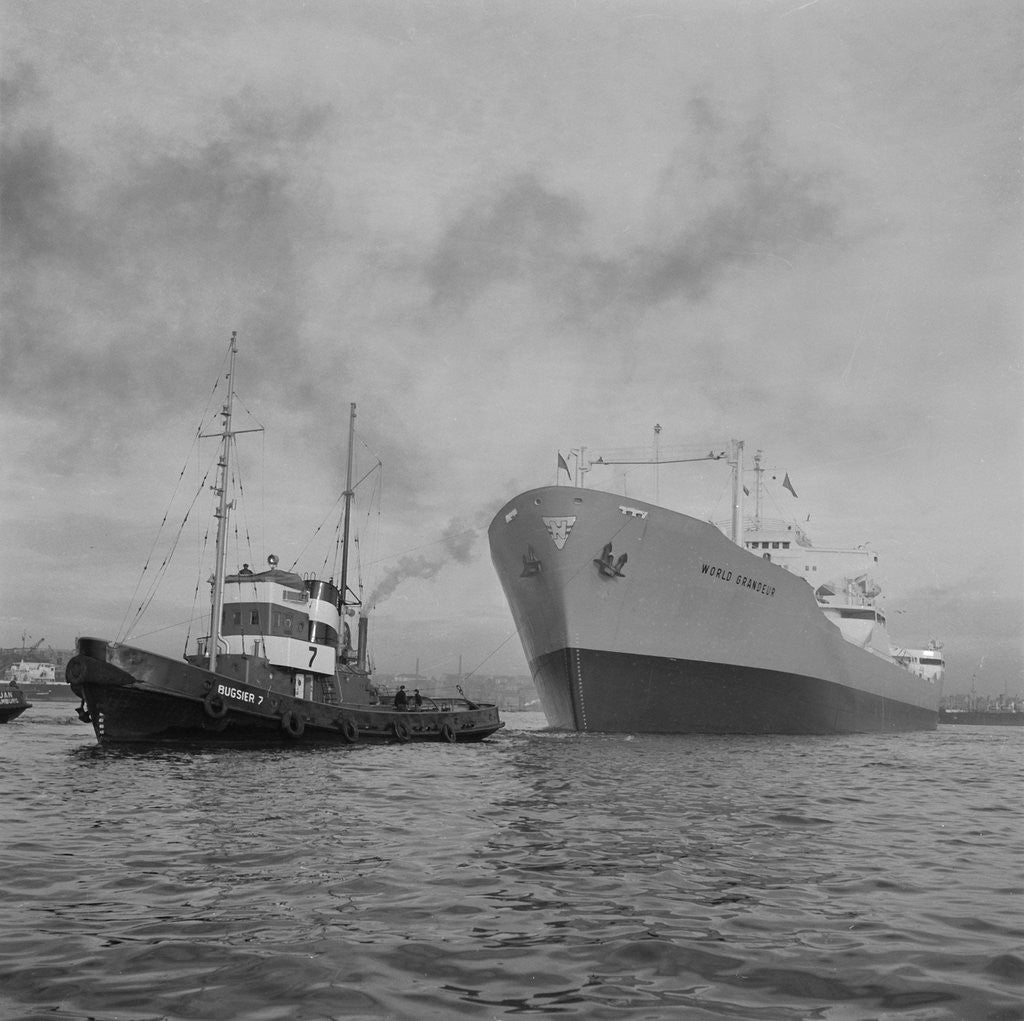 Detail of Towing the World Grandeur Ship by Anonymous
