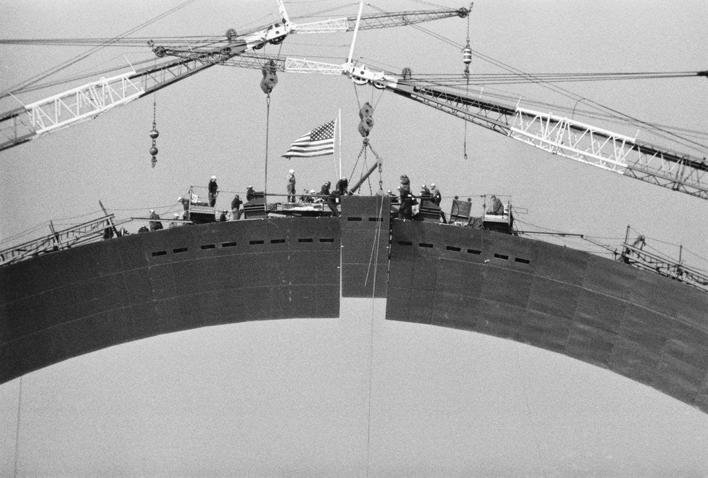Detail of Placing Keystone into Gateway Arch in St. Louis by Corbis