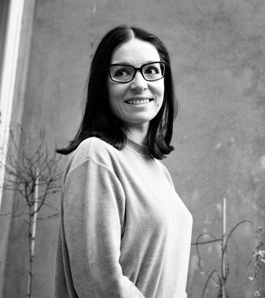 Detail of Nana Mouskouri by Eric Harlow