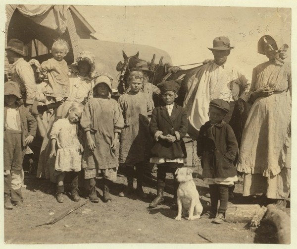 Detail of Itinerant cotton pickers leaving a farm near McKinney, Texas after picking a bale and a half of cotton a day, 1913 by Lewis Wickes Hine